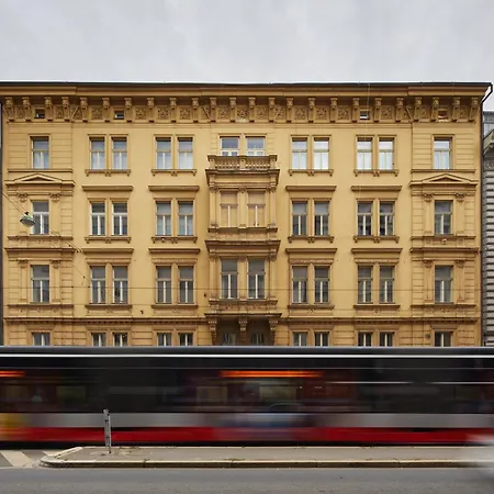 Days - Loft With Relax Zone Near Vltava River In New Town Apartment Prague